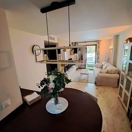 Olivia Sunny 2 Bedroom Punta Prima *